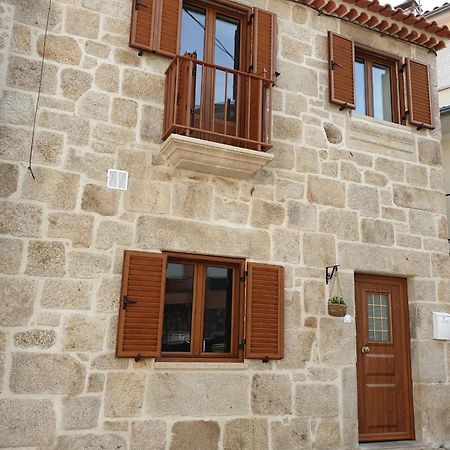 Casas Bem Haja Praca E Oliveira Appartement São Miguel de Acha Buitenkant foto