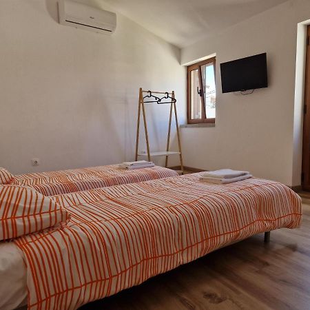 Casas Bem Haja Praca E Oliveira Appartement São Miguel de Acha Buitenkant foto